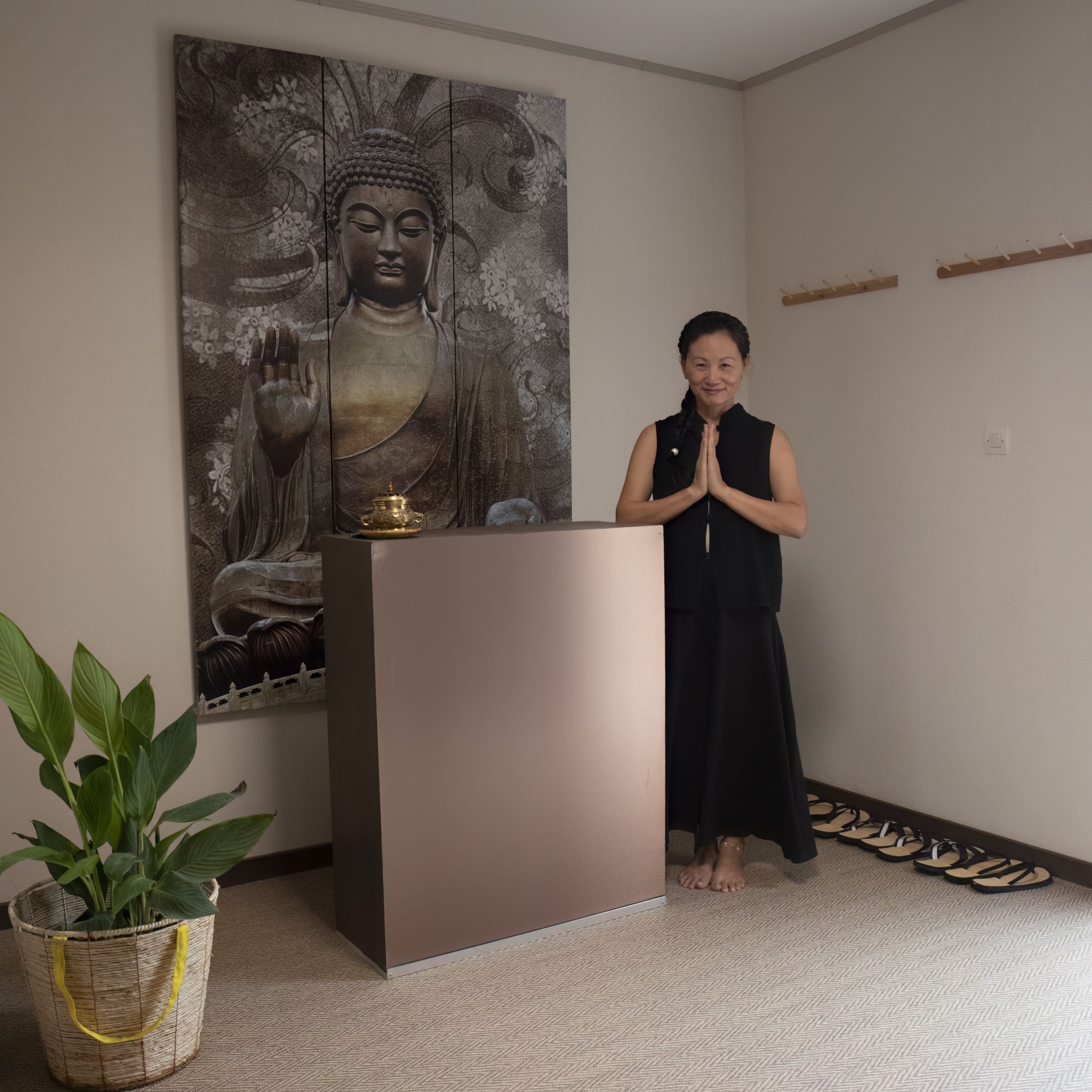 Portrait de Madame TONG, à contre-jour